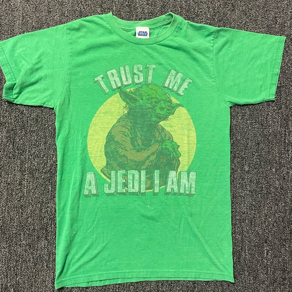 Star Wars green T-shirt, “trust me a Jedi I am” Yoda Size XL youth